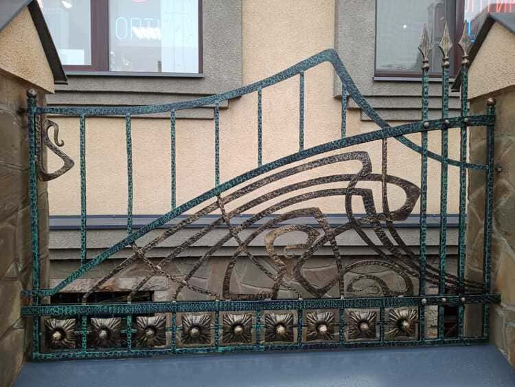 Подъемно-секционные ворота Солнечногорск